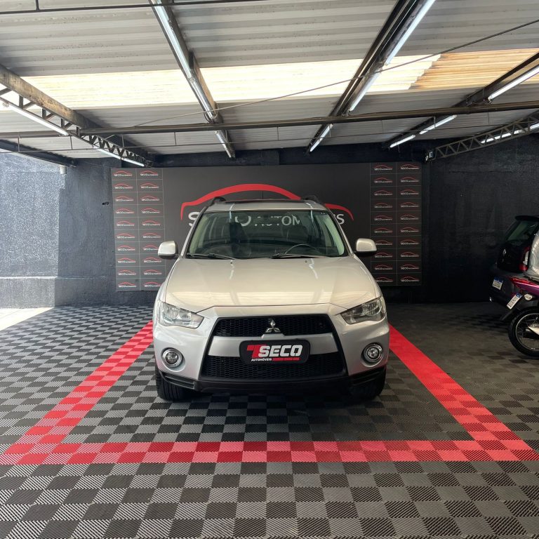 MITSUBISHI OUTLANDER 2.0