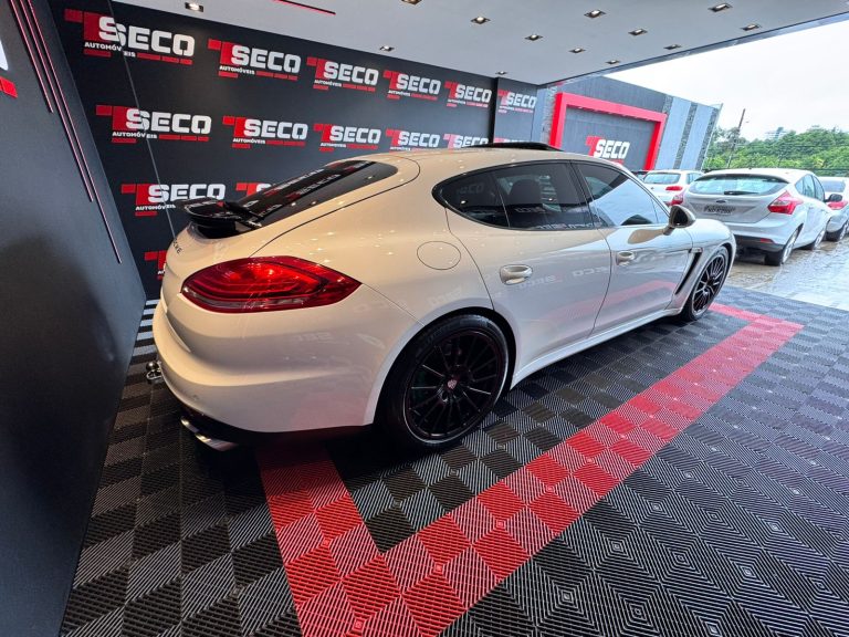 PORSCHE PANAMERA 4s BI-TURBO