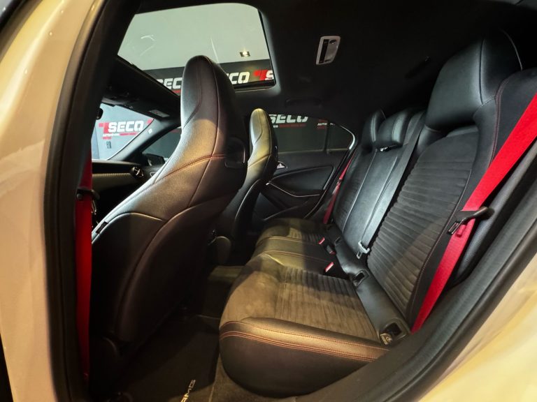 MERCEDES A45 AMG 2.0 TB MERCEDES A45 AMG 2.0 TB