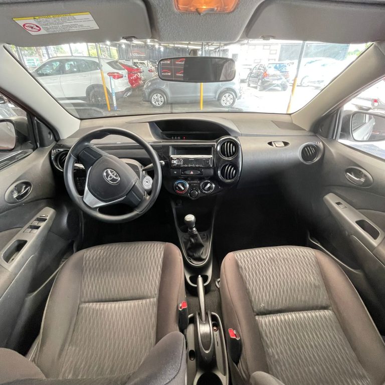 TOYOTA ETIOS X 1.3