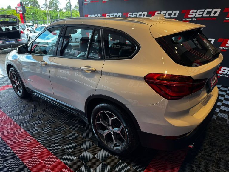 BMW X1 SDRIVE 2.0i