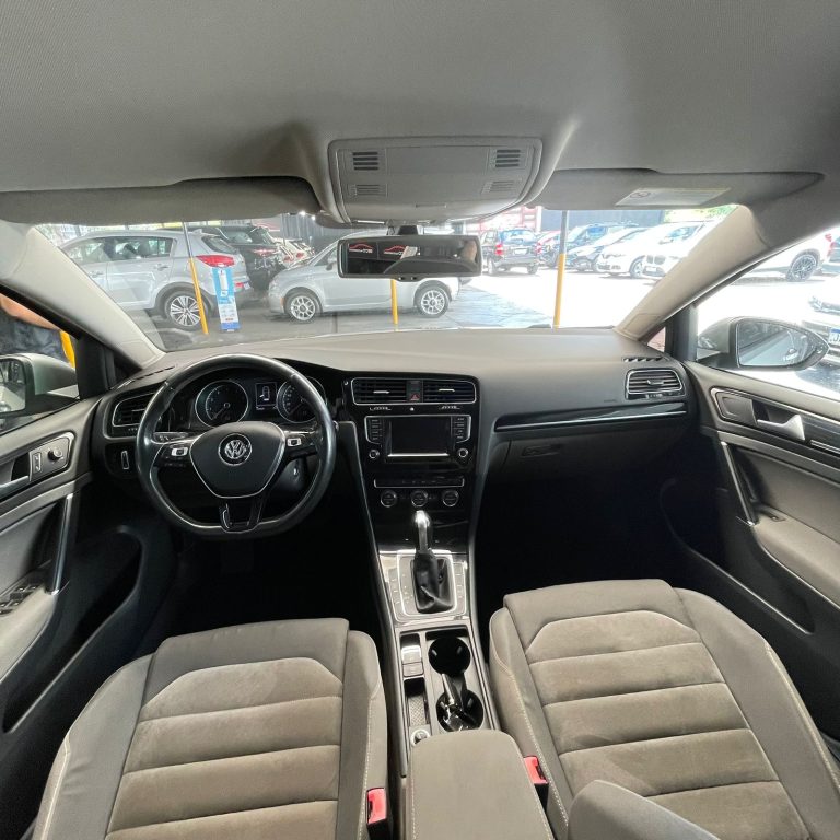 VOLKSWAGEN GOLF HIGHLINE 1.4 TSI