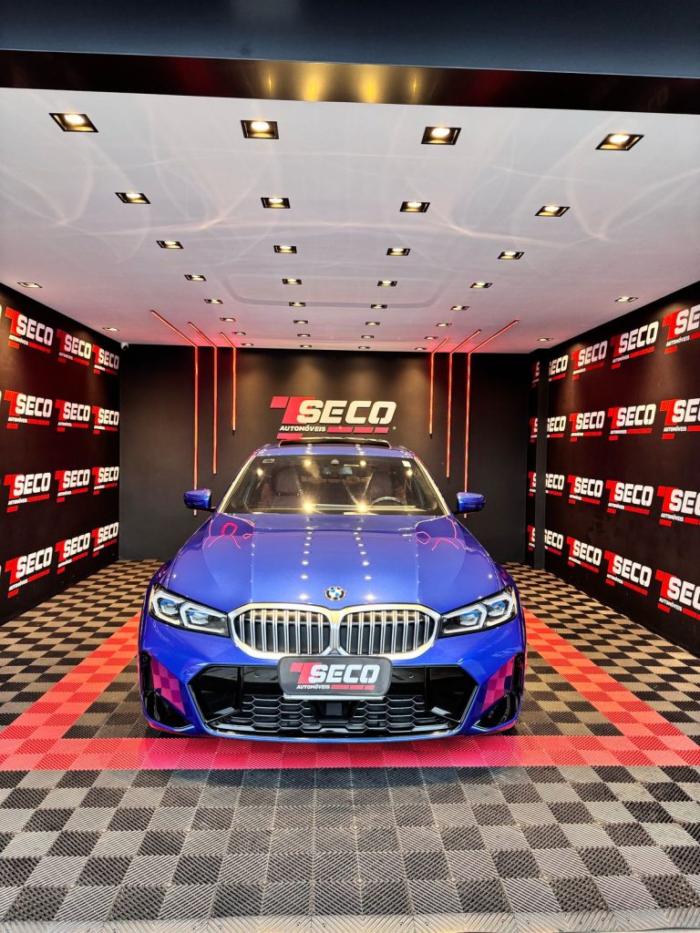 BMW 320i M SPORT BMW 320i M SPORT