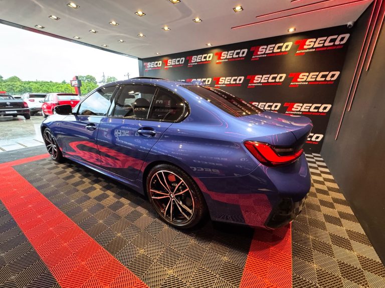 BMW 320i M SPORT BMW 320i M SPORT