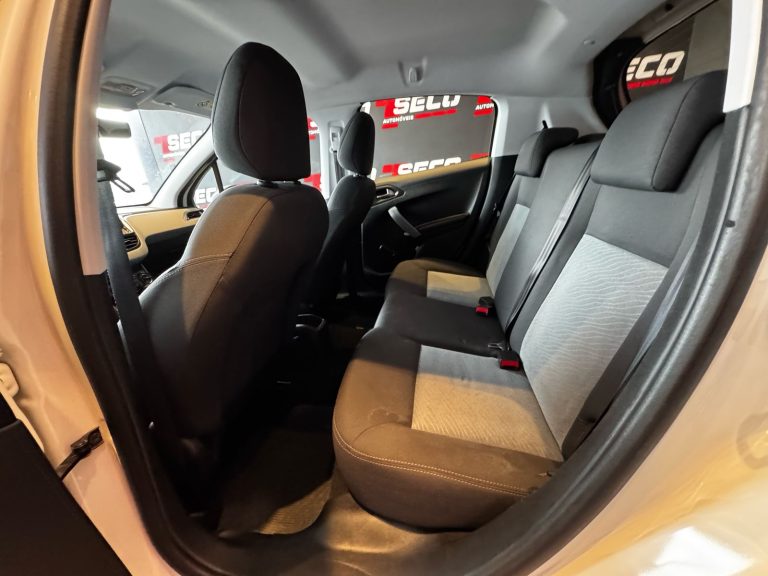 PEUGEOT 208 ACTIVE