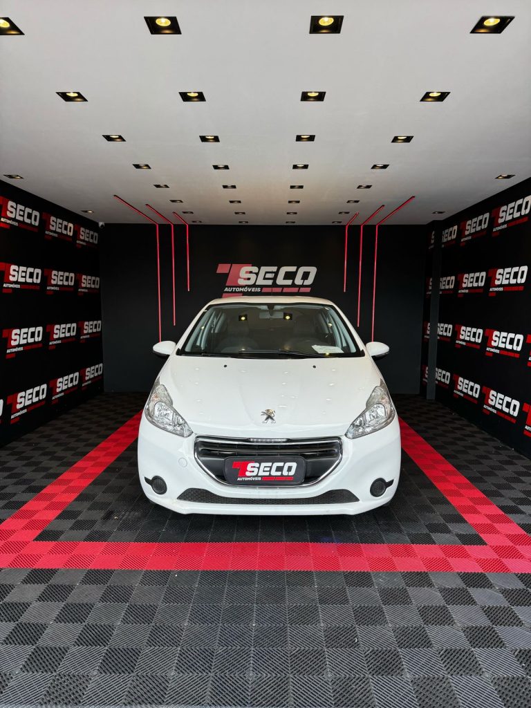 PEUGEOT 208 ACTIVE