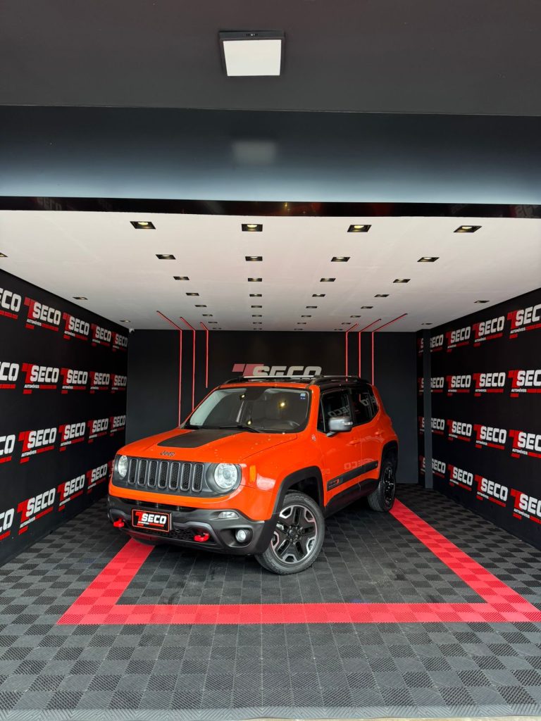 JEEP RENEGADE TRAILHAWK 2.0 TB 4×4 JEEP RENEGADE TRAILHAWK 2.0 TB 4×4