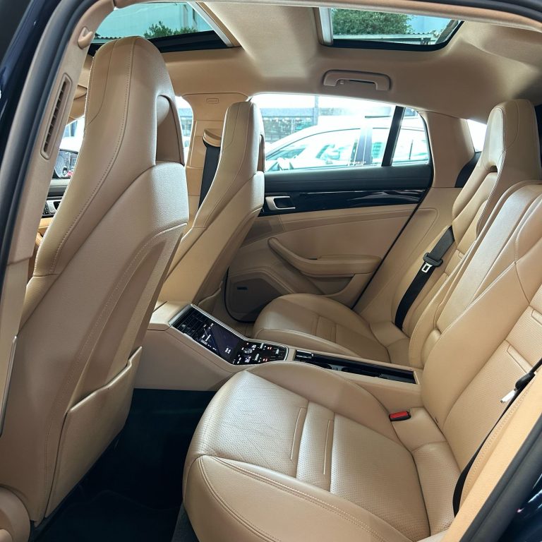 PORSCHE PANAMERA 4 EXECUTIVE 2.9 V6 BITURBO PORSCHE PANAMERA 4 EXECUTIVE 2.9 V6 BITURBO