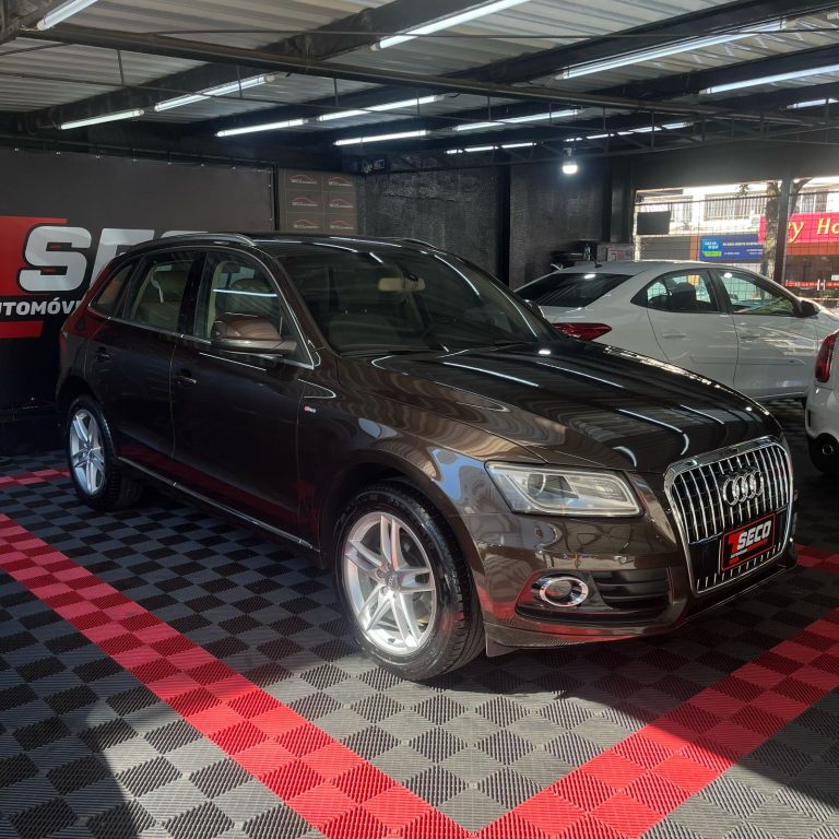 AUDI Q5 2.0 TB TFSI AUDI Q5 2.0 TB TFSI