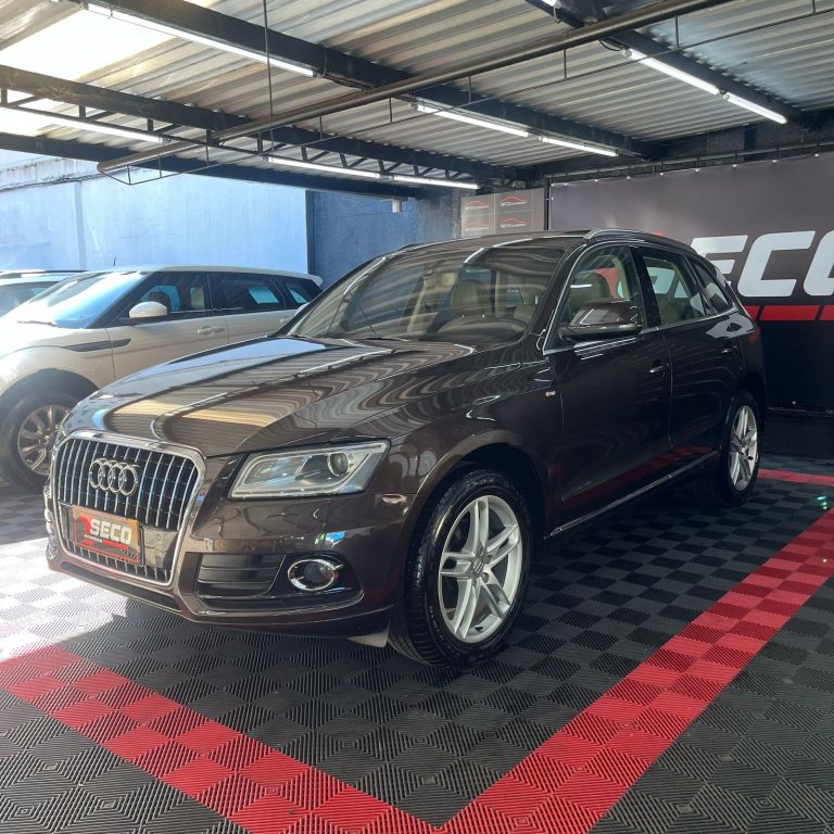 AUDI Q5 2.0 TB TFSI AUDI Q5 2.0 TB TFSI