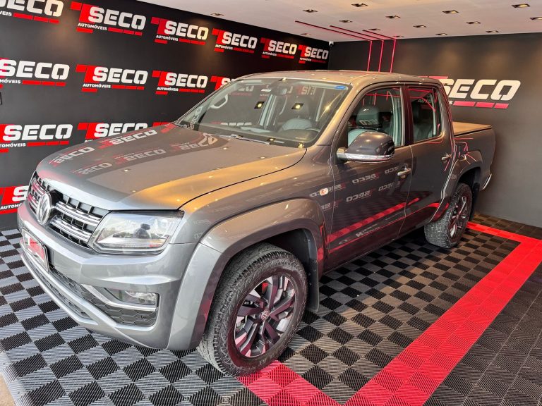 VOLKSWAGEN AMAROK HIGHLINE V6 VOLKSWAGEN AMAROK HIGHLINE V6