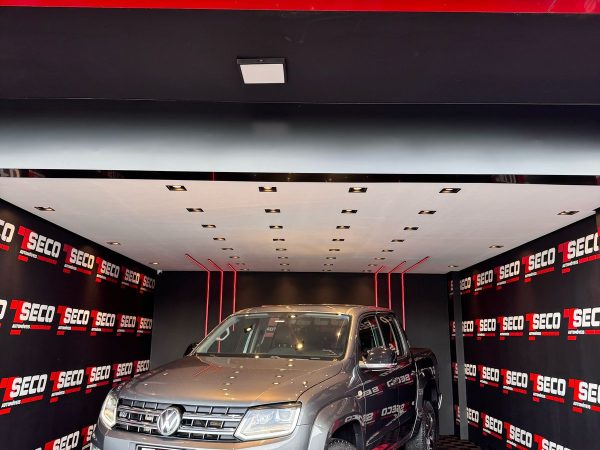 VOLKSWAGEN AMAROK HIGHLINE V6