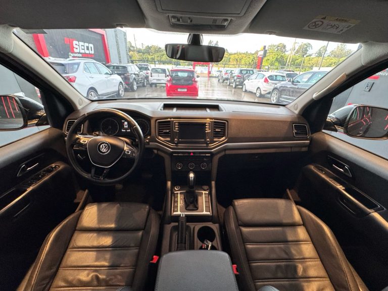 VOLKSWAGEN AMAROK HIGHLINE V6 VOLKSWAGEN AMAROK HIGHLINE V6
