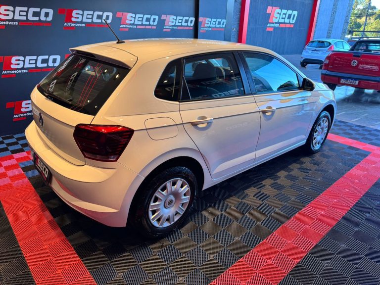 VOLKSWAGEN POLO 1.0 Flex VOLKSWAGEN POLO 1.0 Flex