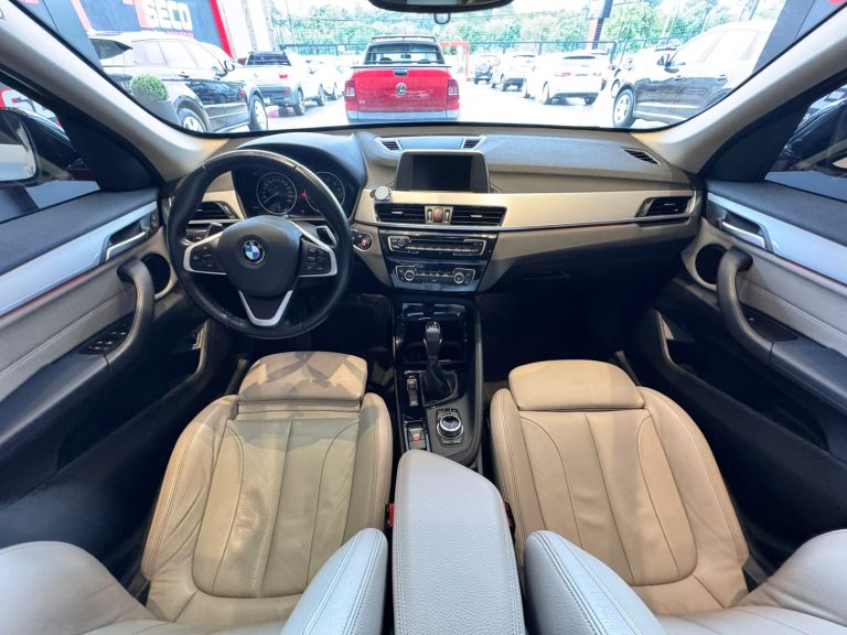 BMW X1 DRIVE 25i