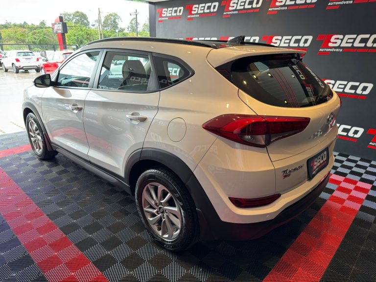 HYUNDAI TUCSON GLS 1.6 TB HYUNDAI TUCSON GLS 1.6 TB