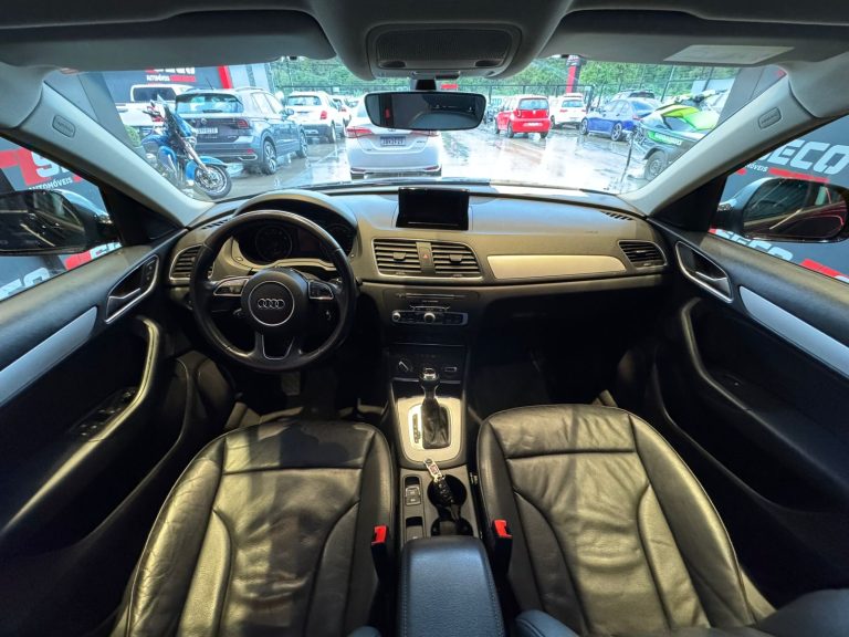 AUDI Q3 1.4 TFSI AUDI Q3 1.4 TFSI