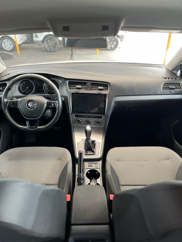 VOLKSWAGEN GOLF COMFORTLINE 1.6 VOLKSWAGEN GOLF COMFORTLINE 1.6