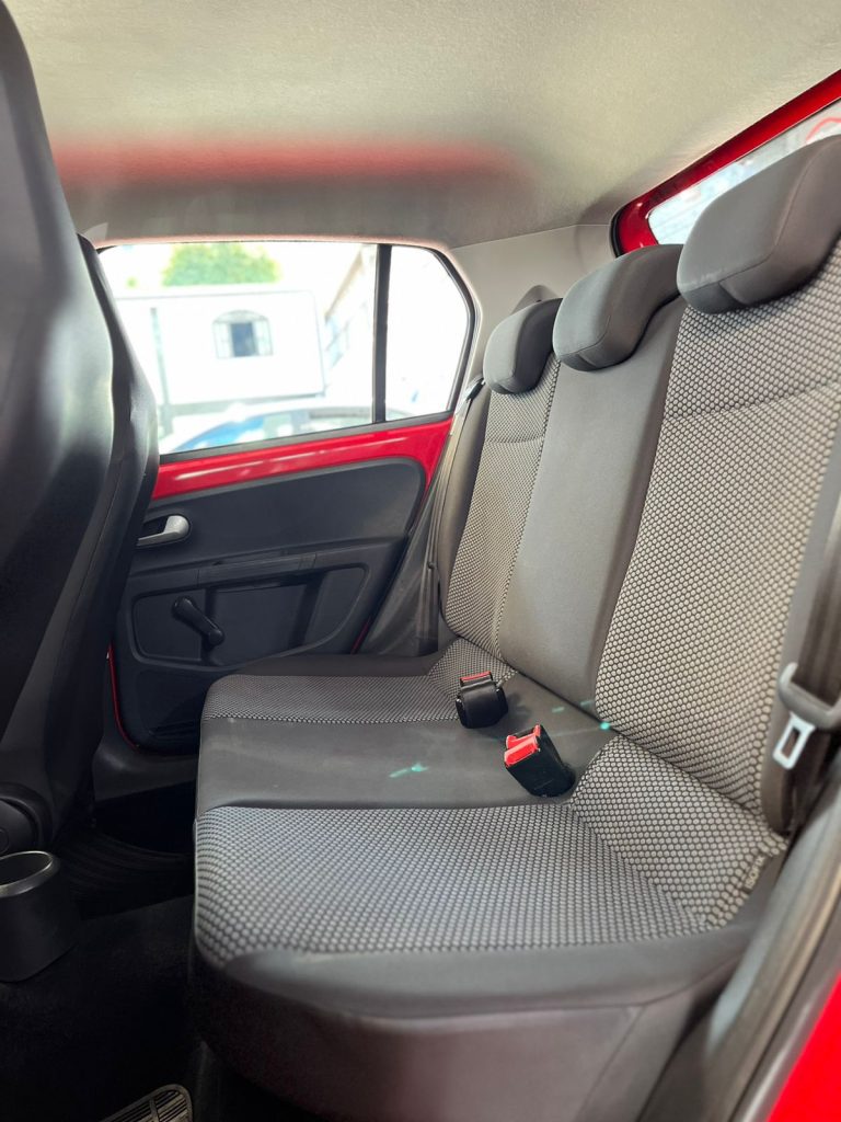 VOLKSWAGEN UP! MOVE 1.0 VOLKSWAGEN UP! MOVE 1.0