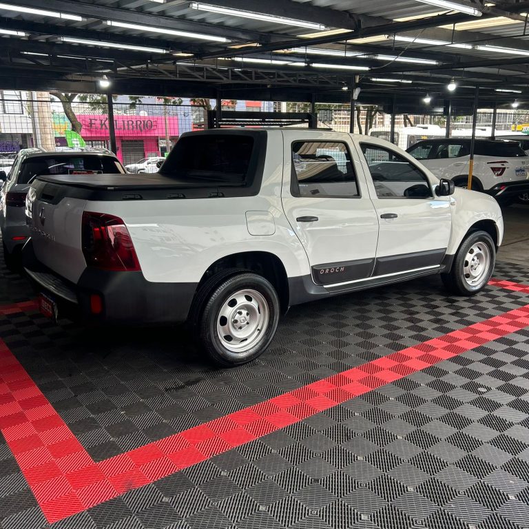 RENAULT DUSTER OROCH 1.6