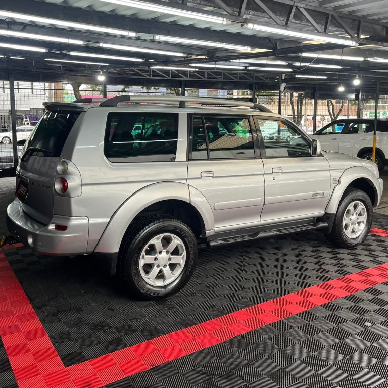 MITSUBISHI PAJERO SPORT 3.5 V6 4×4 MITSUBISHI PAJERO SPORT 3.5 V6 4×4