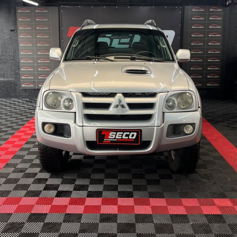 MITSUBISHI PAJERO SPORT 3.5 V6 4×4 MITSUBISHI PAJERO SPORT 3.5 V6 4×4