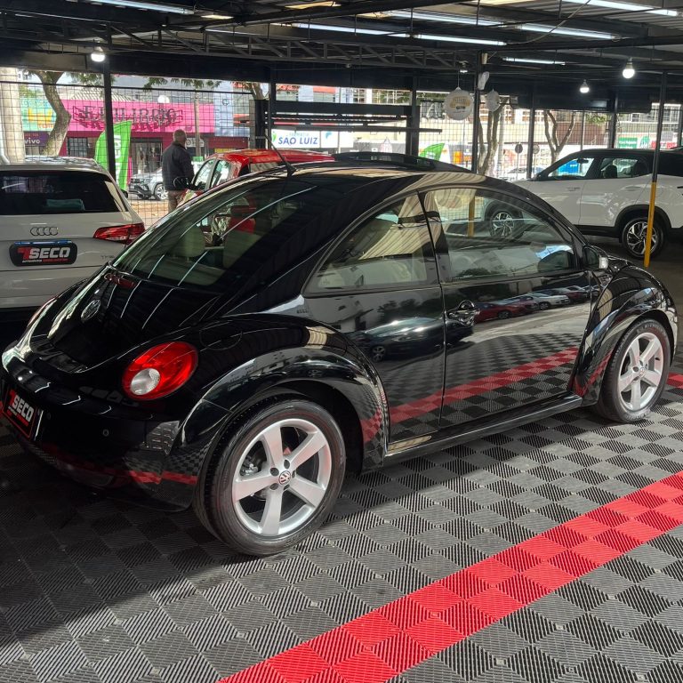 VOLKSWAGEN NEW BEETLE 2.0 MI VOLKSWAGEN NEW BEETLE 2.0 MI