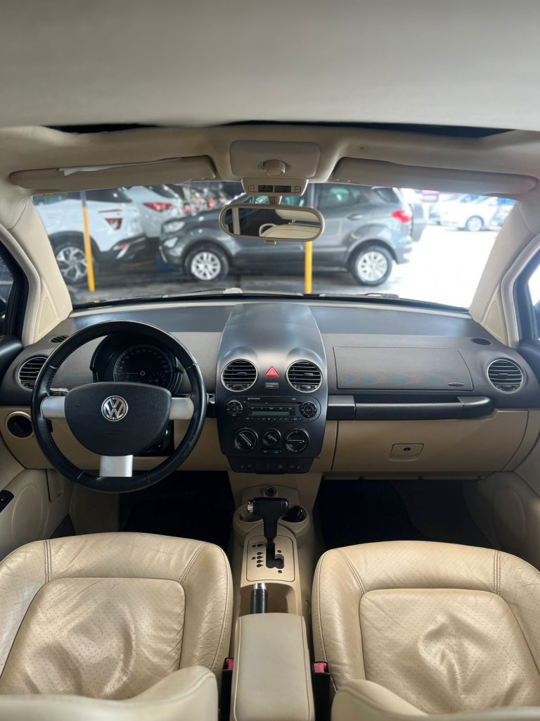 VOLKSWAGEN NEW BEETLE 2.0 MI VOLKSWAGEN NEW BEETLE 2.0 MI
