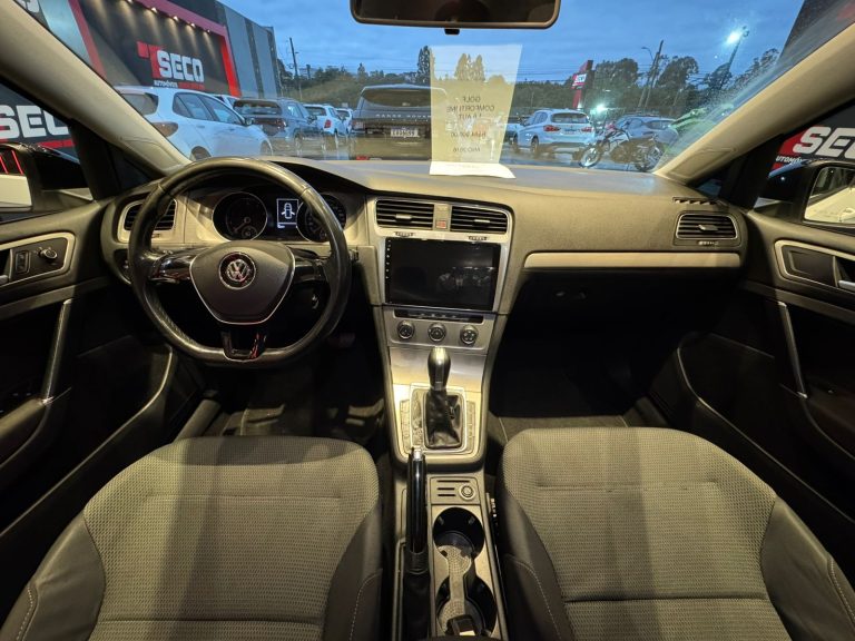VOLKSWAGEN GOLF 1.6 COMF. VOLKSWAGEN GOLF 1.6 COMF.