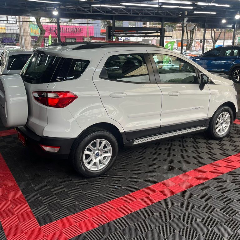FORD ECOSPORT SE 1.5