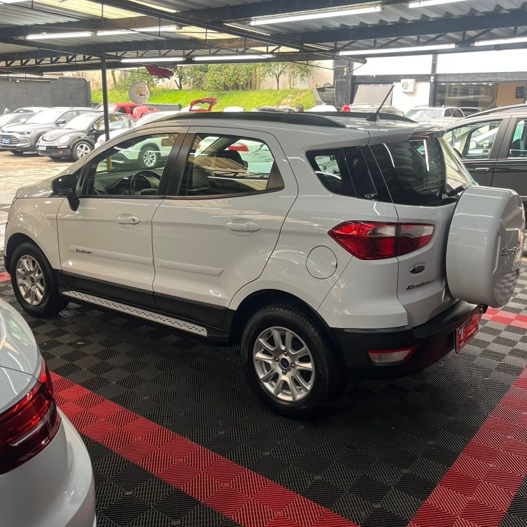 FORD ECOSPORT SE 1.5